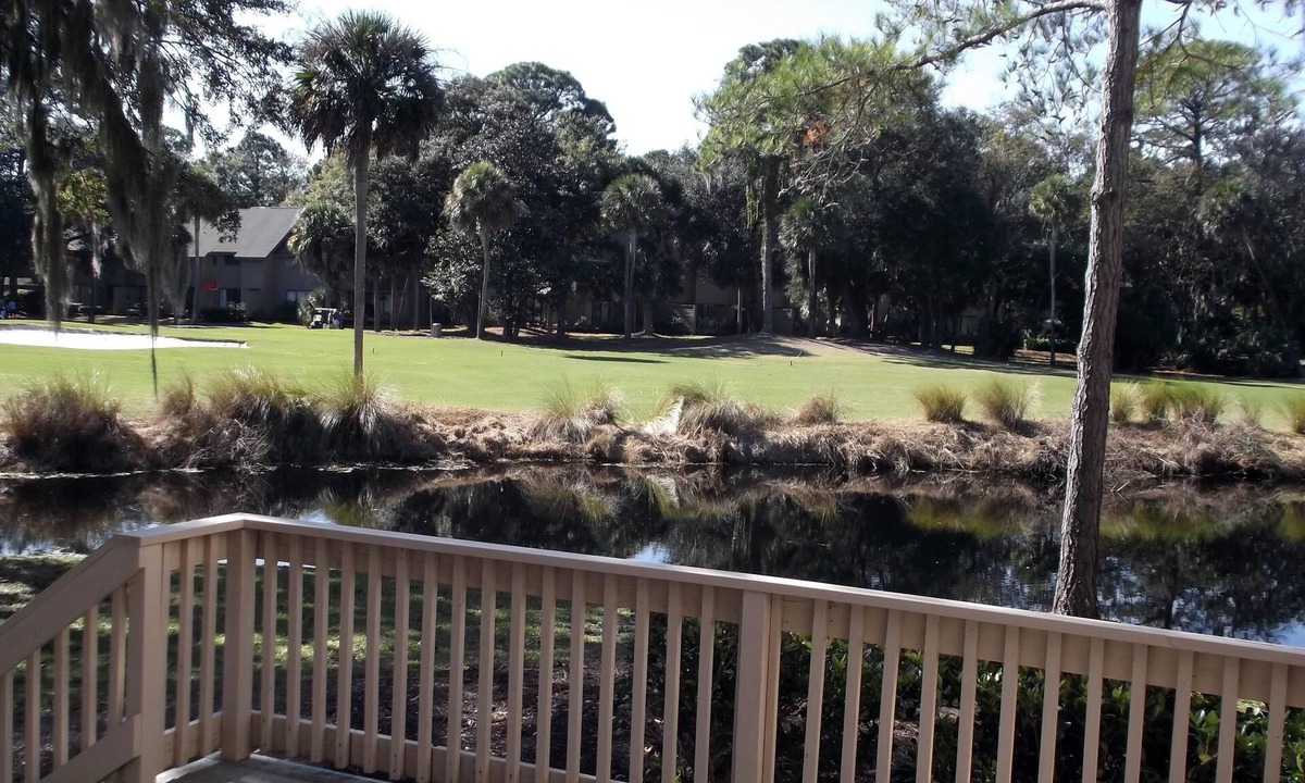 Shipyard Plantation Condo | 3 BR Across From Beach/Lagoon & Golf View w/2 Private Decks - 10% OFF AUG/SEPT!