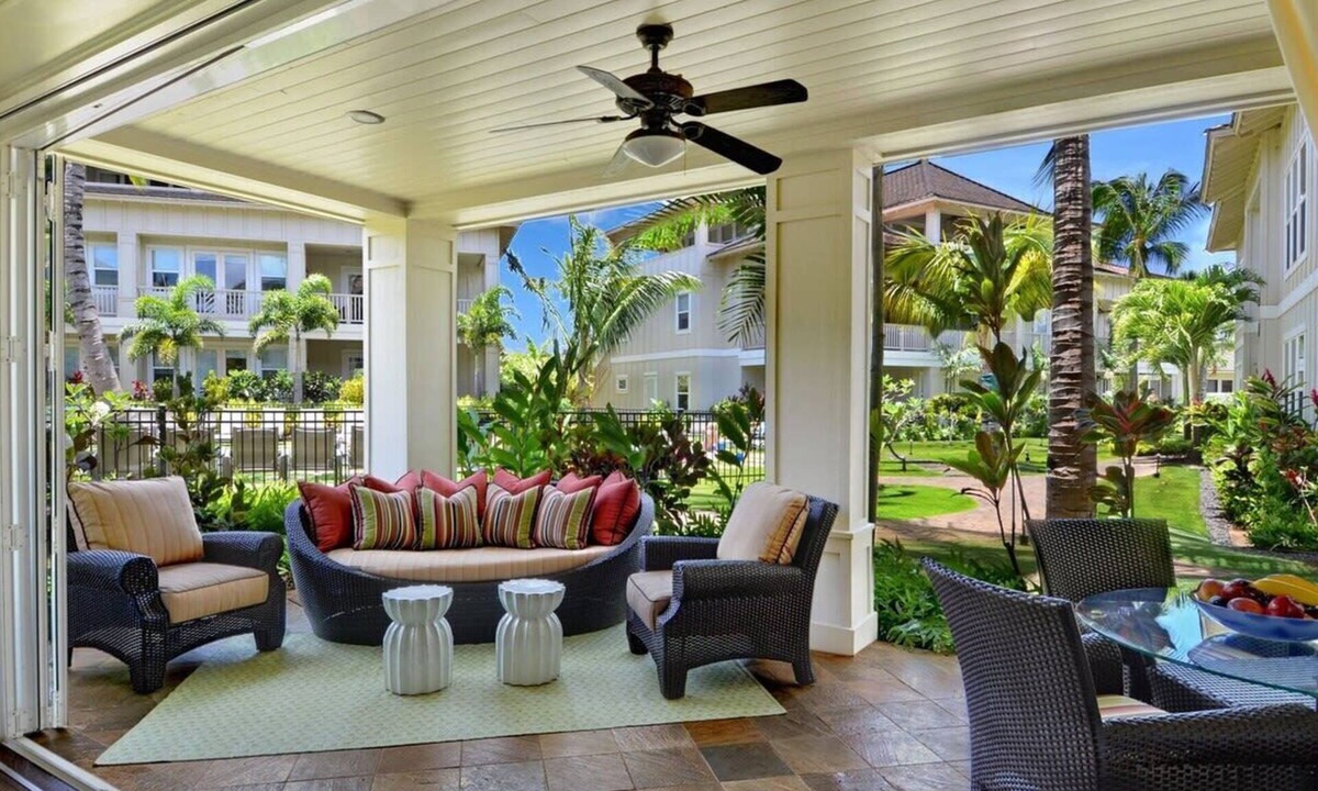 Poipu Villa | 3BR I Poolside Ground-Floor Villa |Walk to Beach|Hot Tub