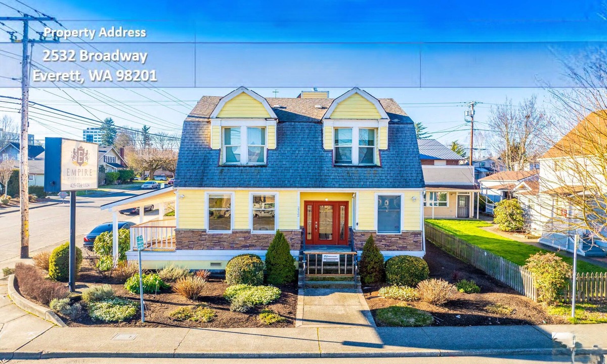 Everett House | 5-bedroom & 5 Bathroom house in nice Central Everett. Wi-Fi, Rent single Room