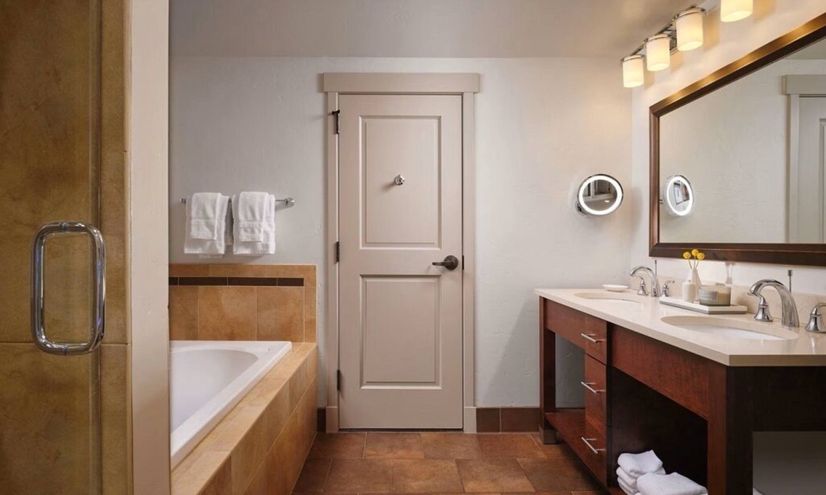 Steamboat Springs Villa | Amid the invigorating outdoor adventures of Colorado’s famed Steamboat Springs