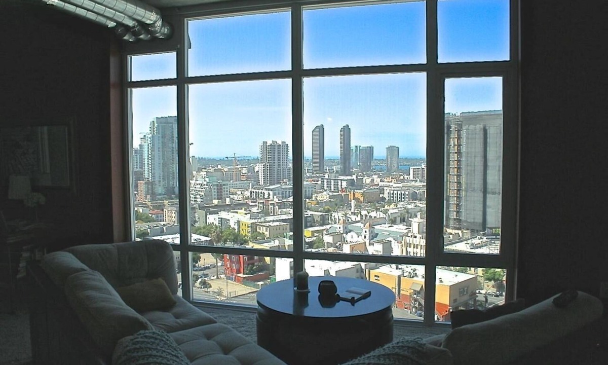 Civic Core Apartment | Beautiful upscale luxury apartment walking distance from Petco park & Gaslamp