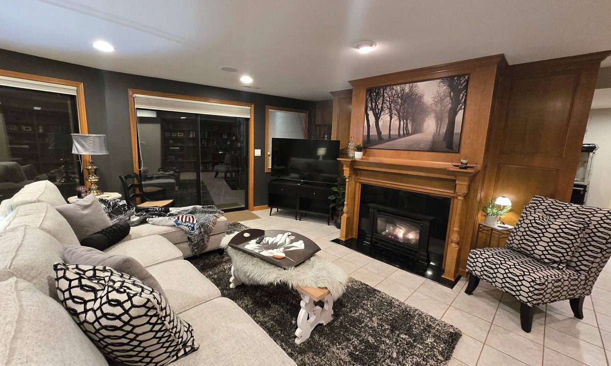 Seattle Hill-Silver Firs House | Cedars & Pine Mt View Retreat