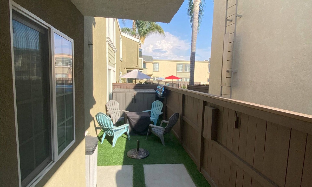 Clairemont Condo | Charming 2-bedroom condo with AC, fitness room in lovely San Diego