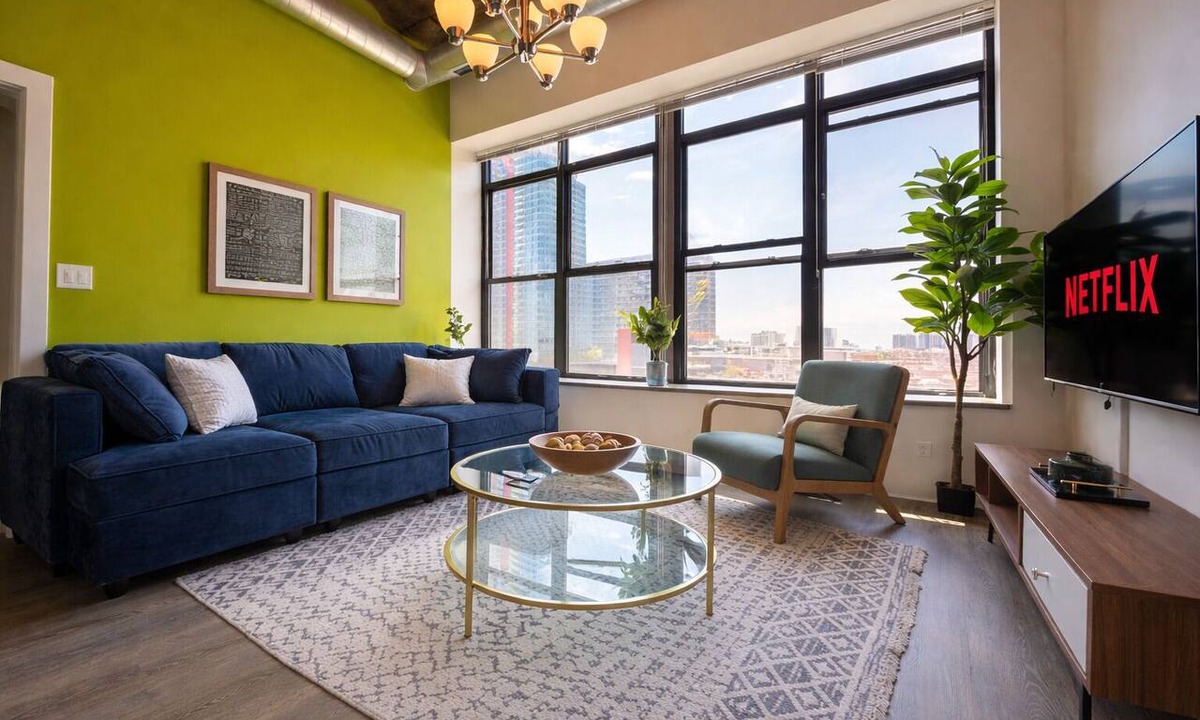 Prairie District Hotel | Charming 2BR Unit Near McCormick Place & Millennium Park