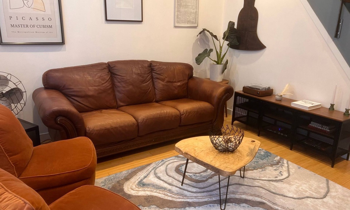 Olde Richmond House | Charming 3-BR Home in the Heart of Philly! Mins from Lincoln Financial Field