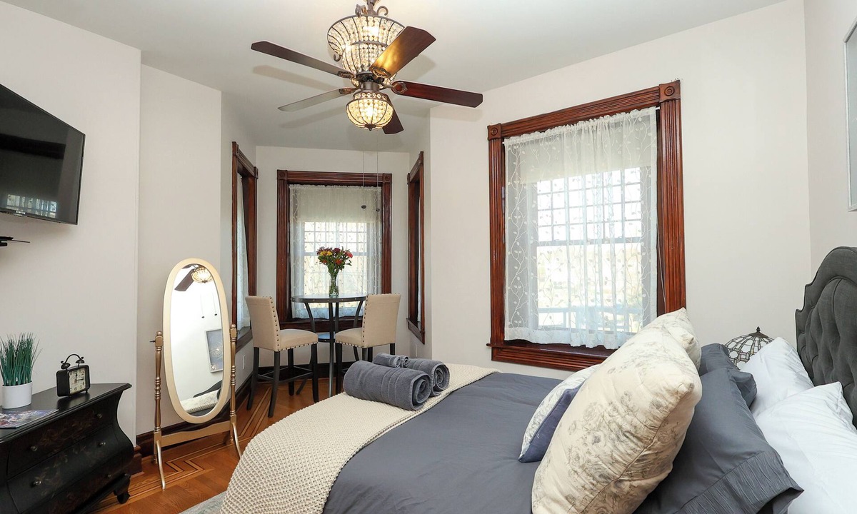 Conshohocken Bed & Breakfast | Charming Conshohocken B+B Near Philly