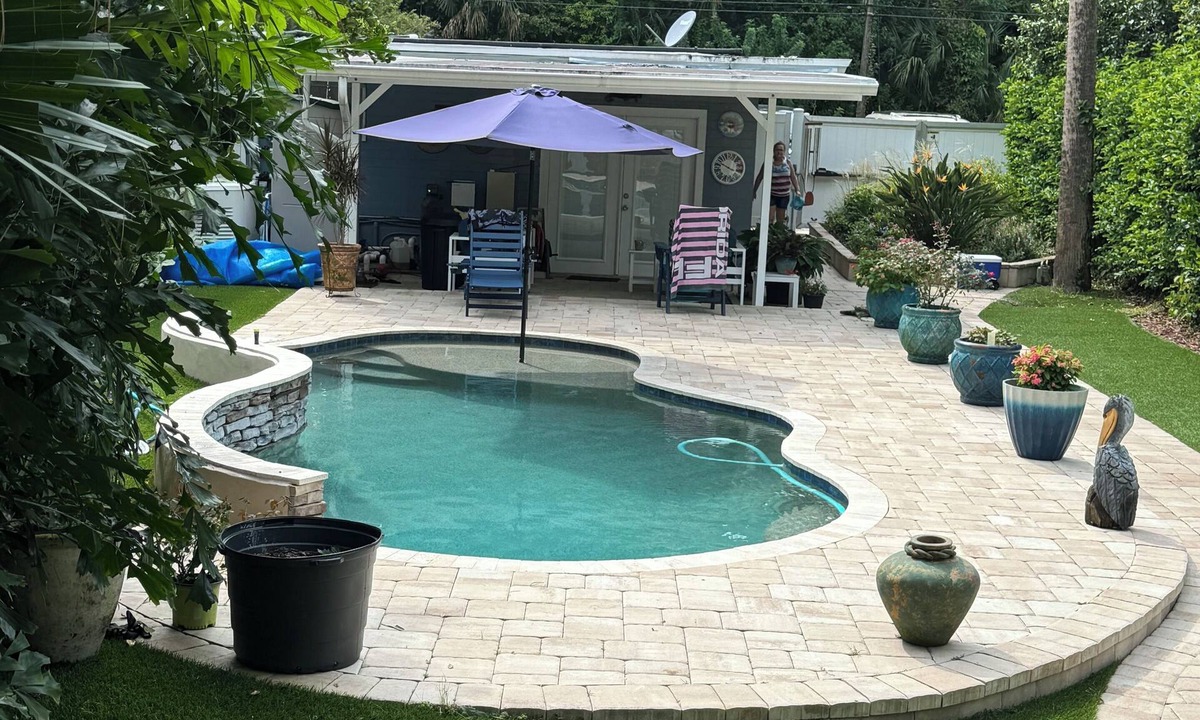 Astor Apartment | Charming studio on the St. John’s river with WiFi and AC in delightful