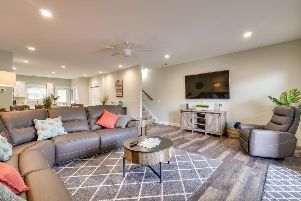 Spring City House | Chic Spring City Townhome on Watts Bar Lake!