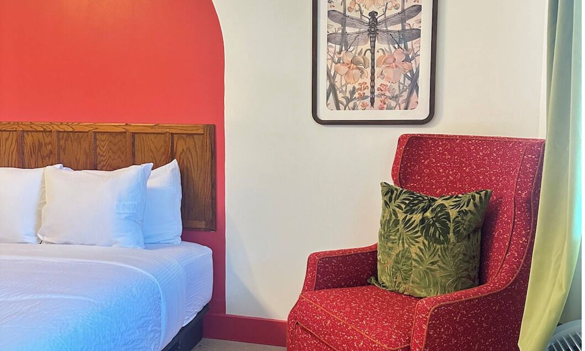 Lawrenceburg Apartment | Cozy Retro-Modern Room · Clean + quiet · Self Check-In · Family-Friendly Stay in Lawrenceburg