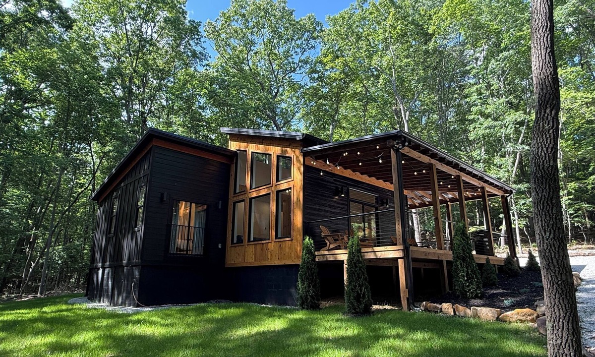 Sewanee House | Creekside Nook in Sewanee