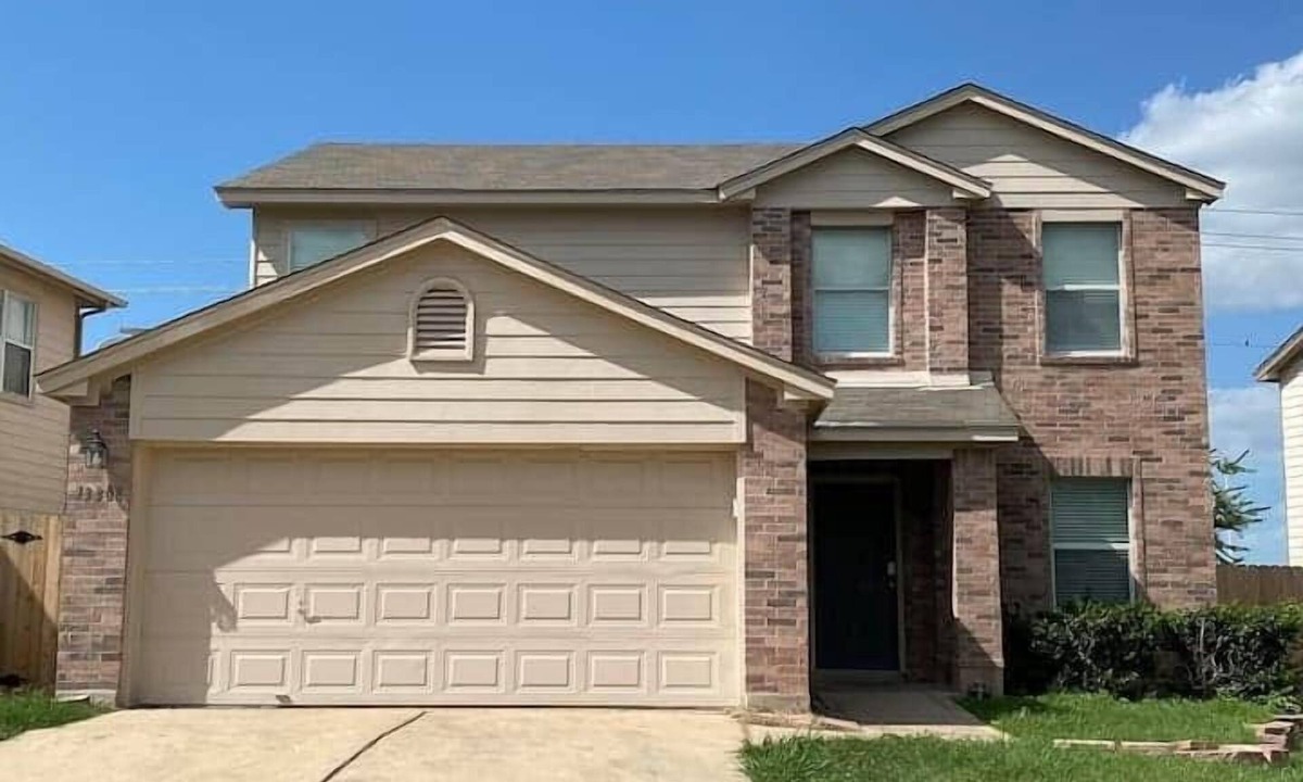 Berdoll Farms House | Crews OK Tesla Adjacent 7 Beds 4 BR 2.5 Bath