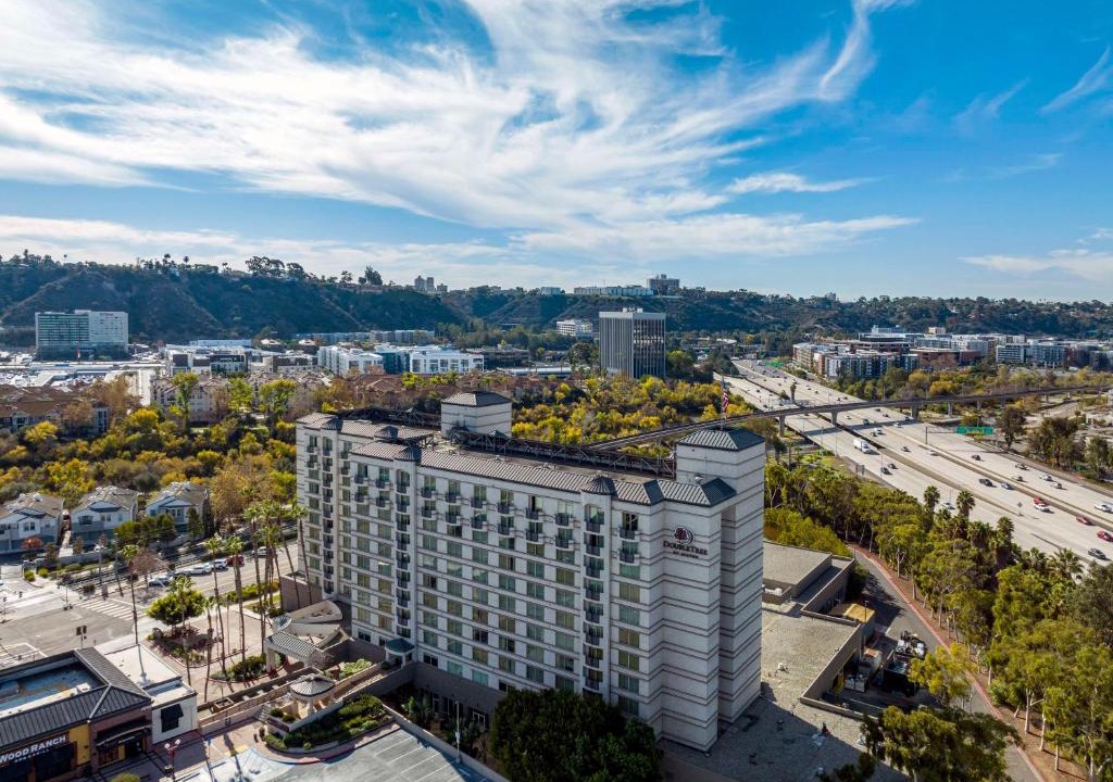 Mission Valley Hotel | DoubleTree by Hilton San Diego-Mission Valley