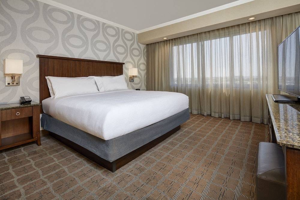 University City Hotel | Embassy Suites by Hilton San Diego La Jolla 2 Room Premium Suite - 1 King Bed - 1 Bedroom