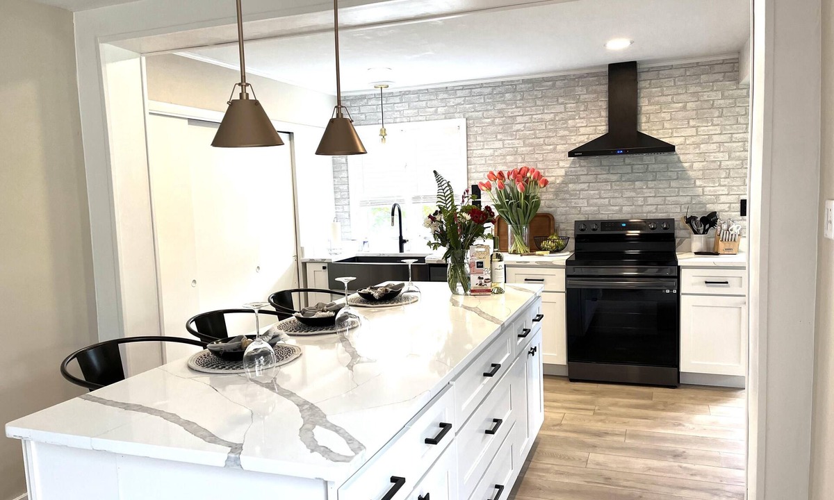 Oreland House | Enchanting Garden home, Close to Blue Bell and Ambler