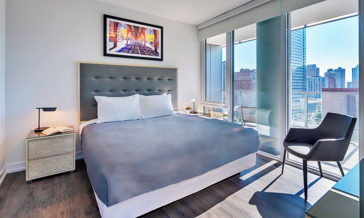 Near North Side Hotel | Experience Chic Old Town Living: Spacious Suites, Top Amenities & Iconic Locale