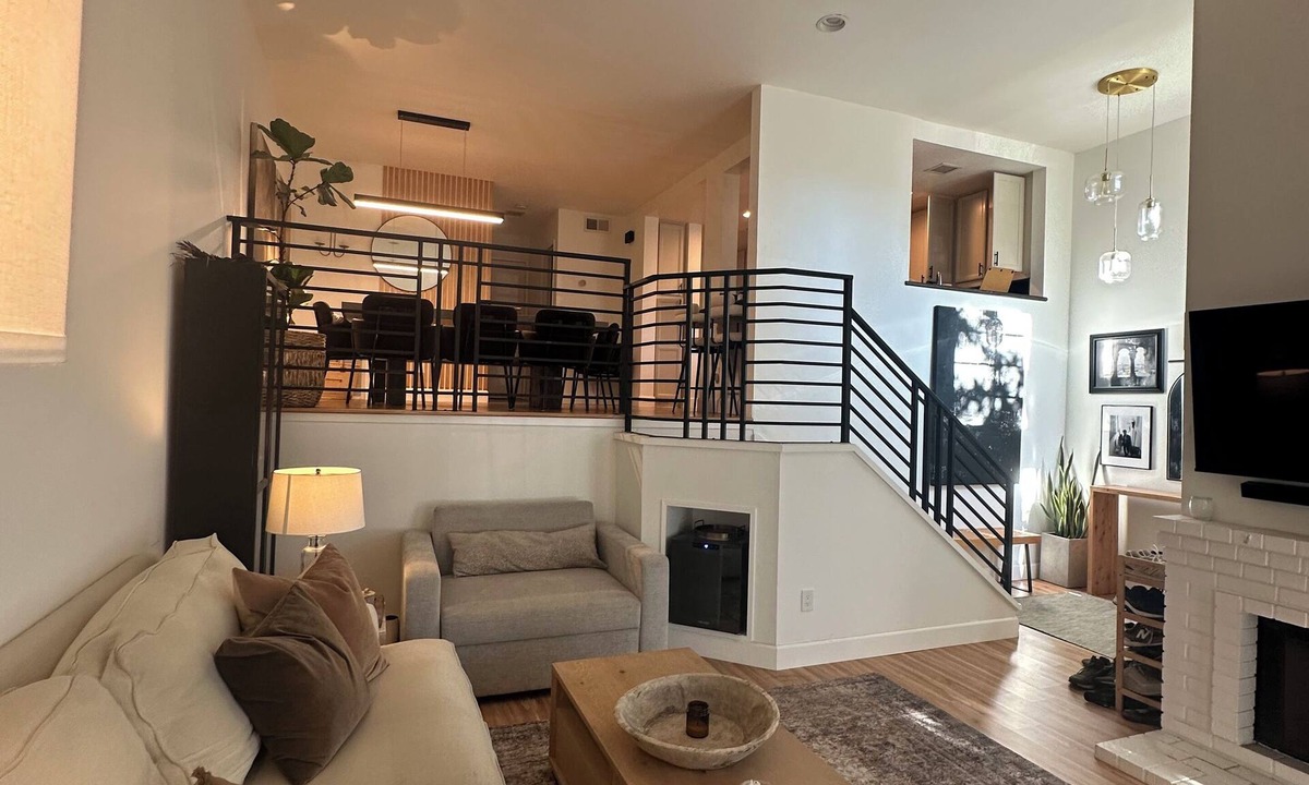 Clairemont Mesa West House | Fantastic 3-bedroom townhome in San Diego perfect for your getaway