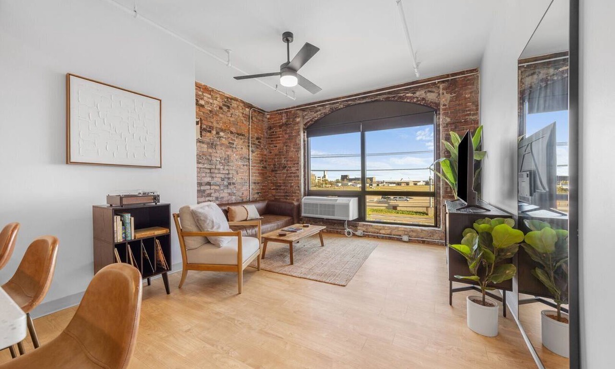 Duluth Apartment | Furnished Apartment Monthly Rental w/Gym 325