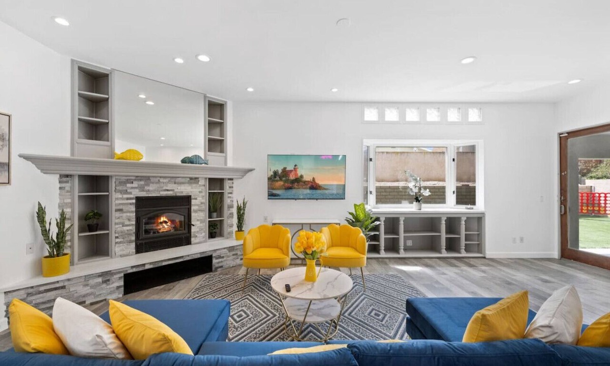 Clairemont Mesa West House | Game On! 4BR/4B Luxe Retreat w/Endless Games & Photo Fun