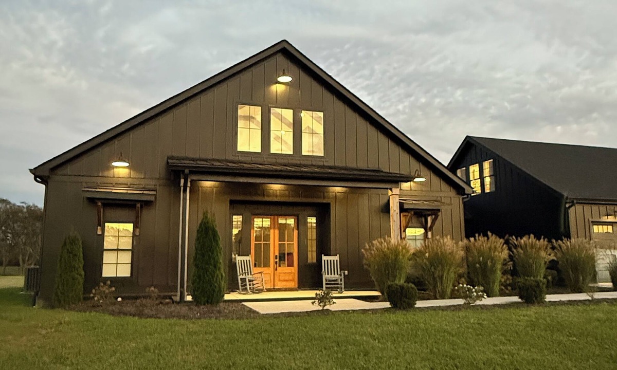 Unionville Other | Gorgeous New Modern Farmhouse 3-bedroom in Eagleville with AC & on Land