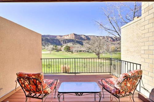 Grand Junction House | Grand Junction Golf Course Condo w/Balconies