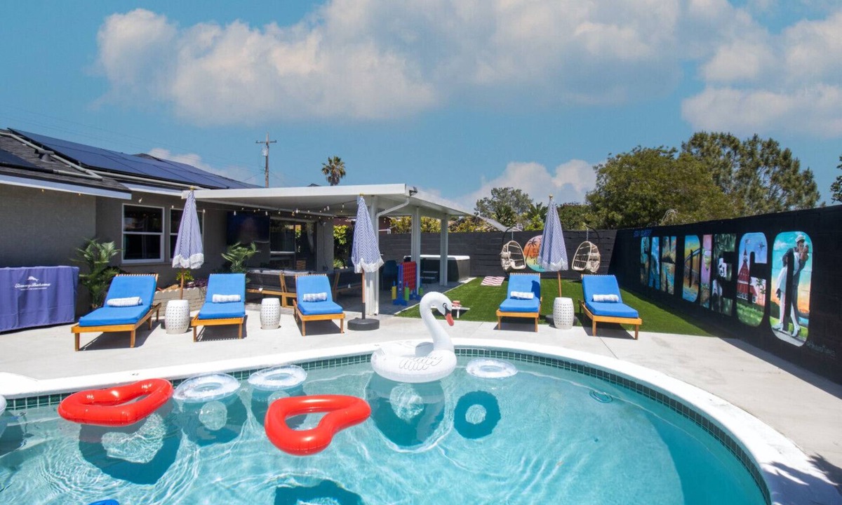 Clairemont Mesa West House | Heated Pool, Hot Tub, Chef, 10min to Beach