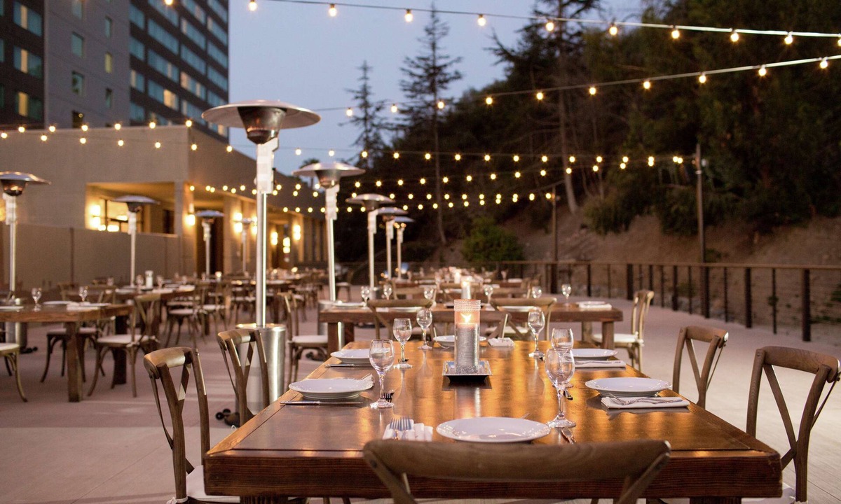 Mission Valley Hotel | Hilton San Diego Mission Valley
