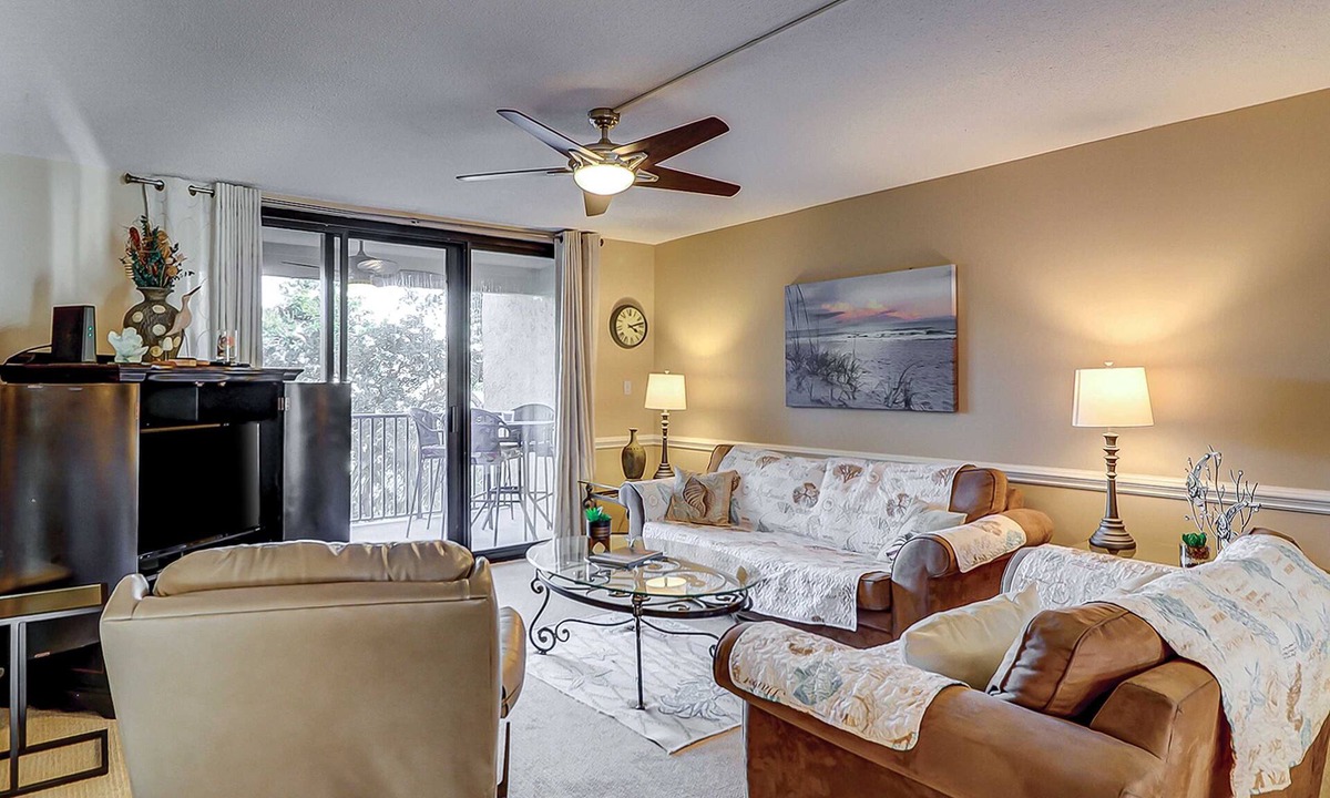Folly Field Villa | Island Club retreat with pool, hot tub, beach access & balcony