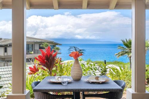 Kapalua Villa | Kapalua Bay Vill 23G1 Ocean front 1 BD 1BA villa