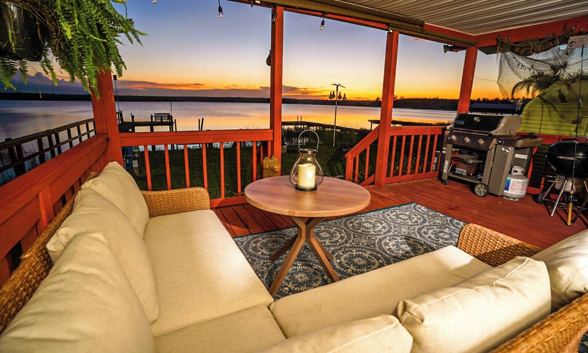Fort McCoy House | Lakefront UTV Trail Access Cabin in the heart of the Ocala National Forrest