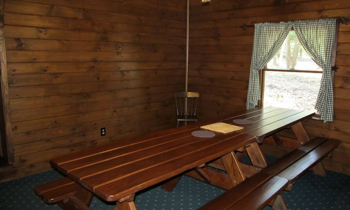 Clarington Cabin | Large, Pet-Friendly Cabin Rental for Amazing Family or Group Glamping near Cook Forest, PA