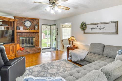 Murfreesboro House | Large Yard & Basketball Hoop: Murfreesboro Home!