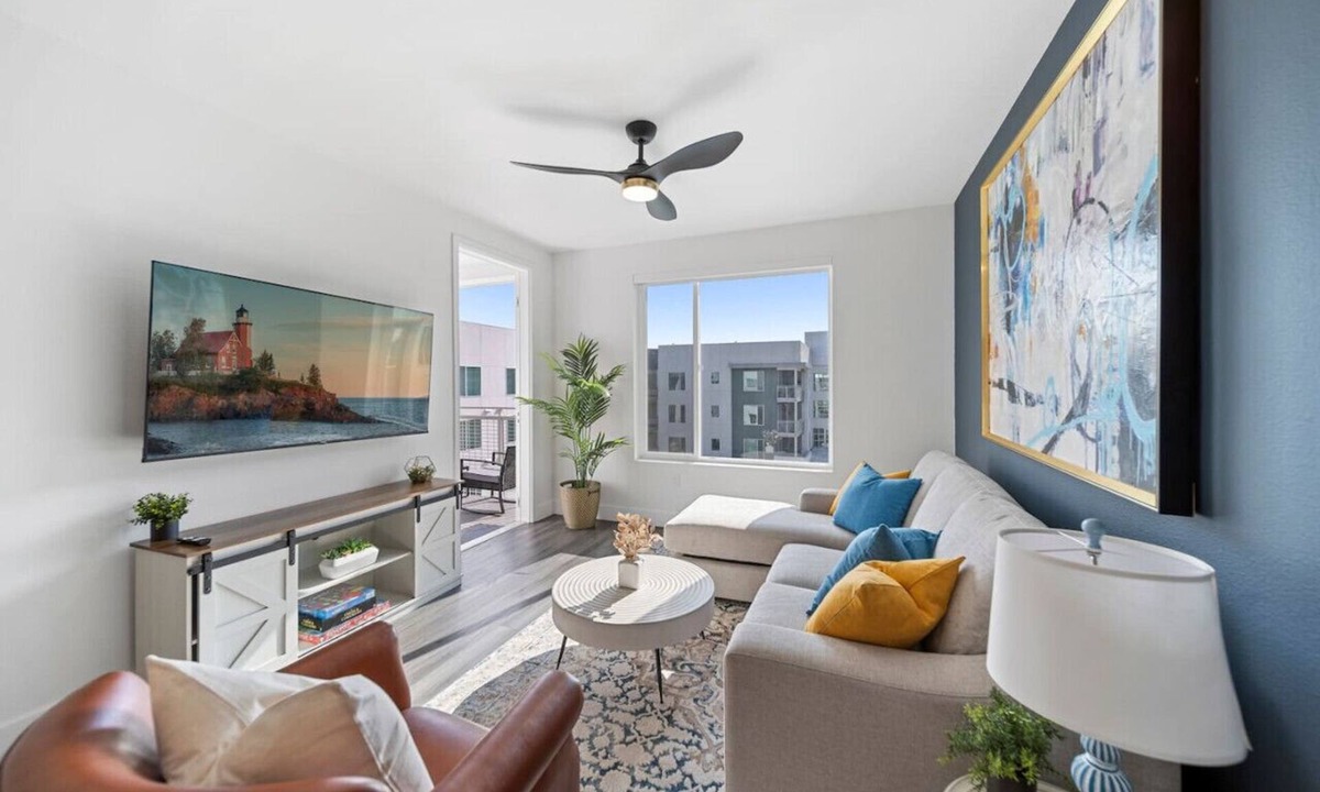 Kearny Mesa Apartment | Luxe Penthouse w/Endless Games, Amenities, and Parking!