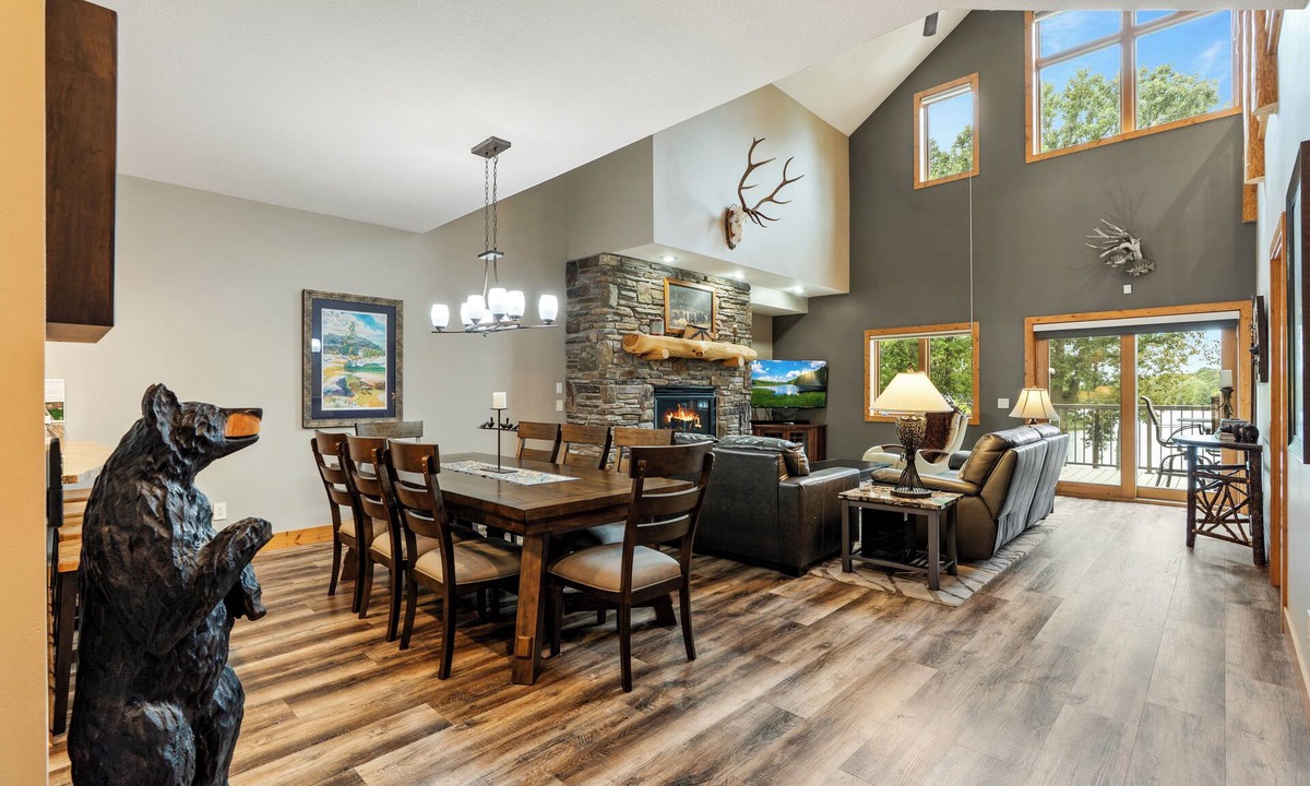 Crosslake Condo | Luxury Condo, 3Bed + Loft, Year Round Amenities