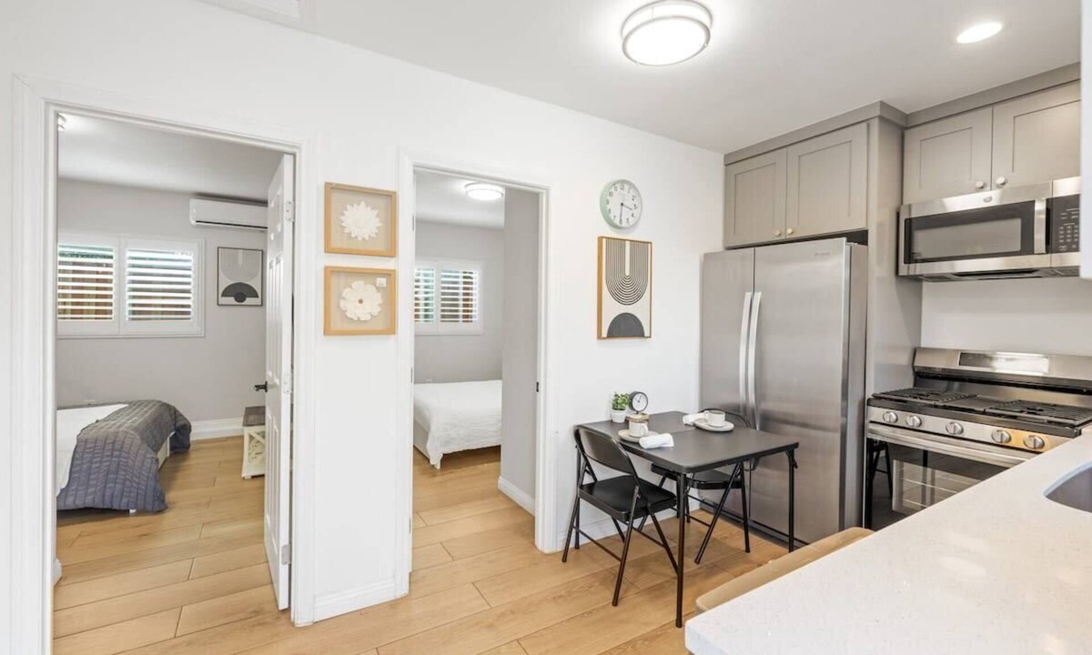 Ontario Cottage | @marbella Lane - Serenity Escape Haven 2BR