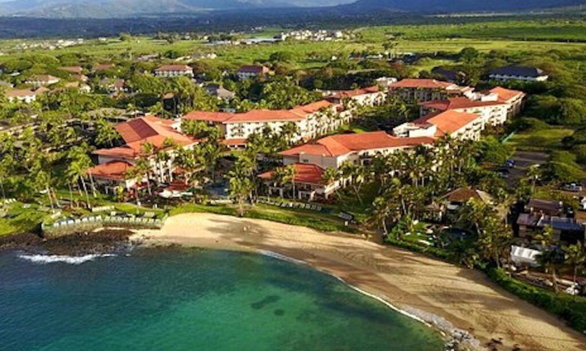 Poipu Resort | Marriott's Waiohai Beach Club-Beautiful 2 bedroom villa on the beach