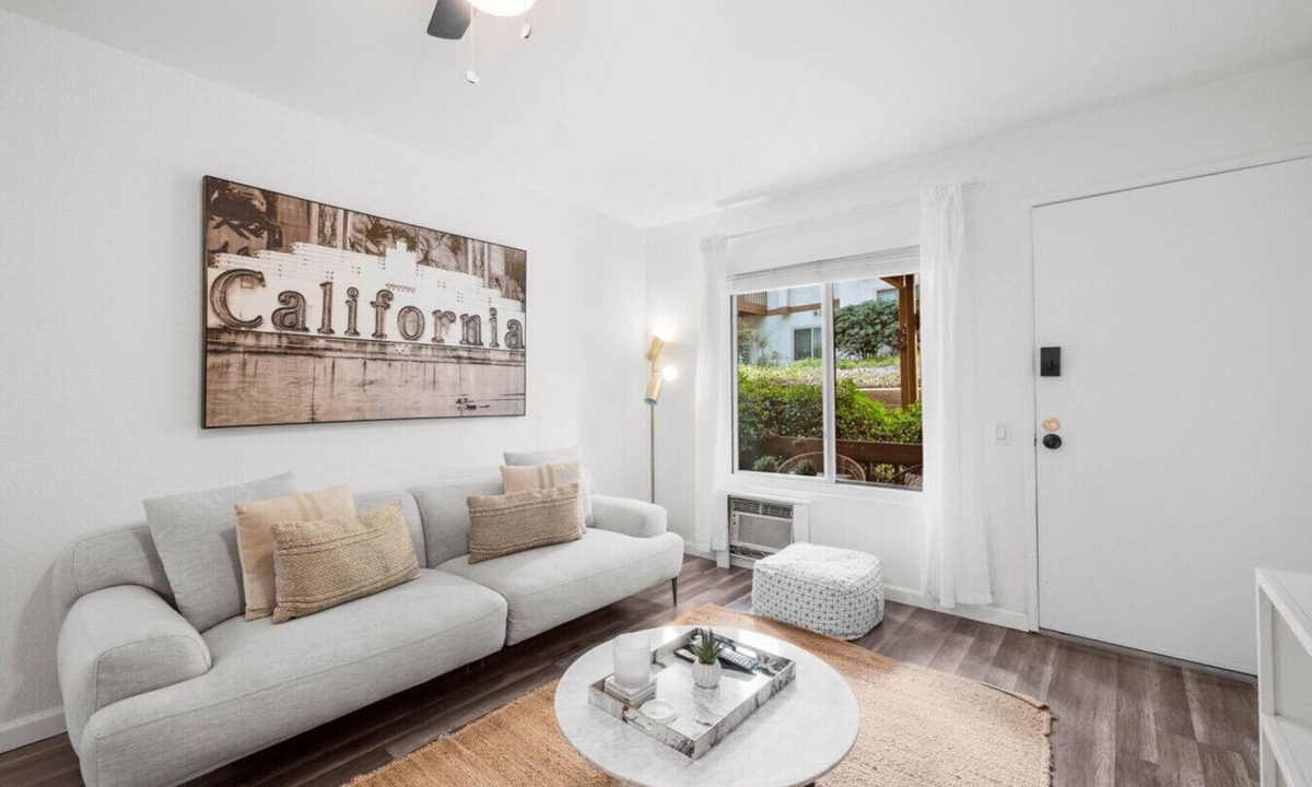 Grantville Condo | Mission Valley Retreat
