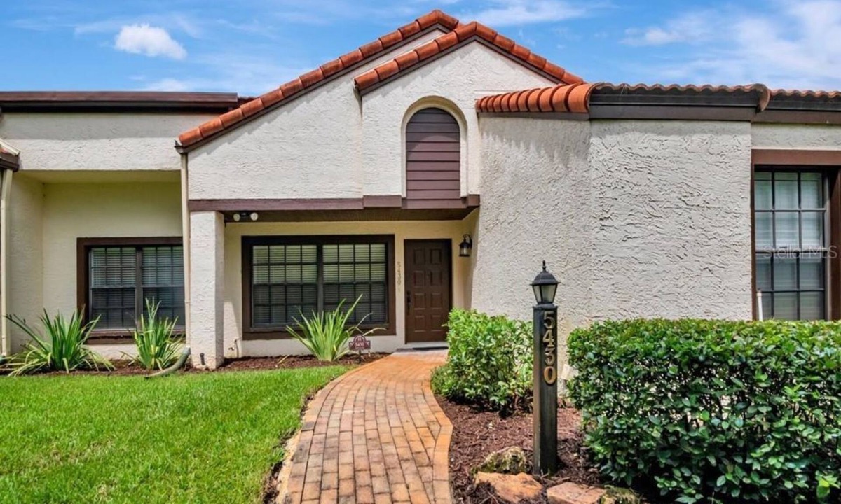 Wesley Chapel Villa | Modern Villa Retreat in Saddlebrook Resort