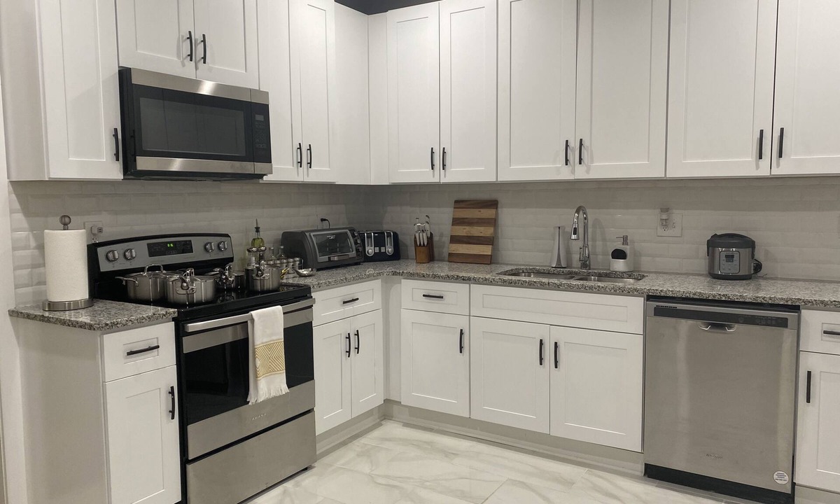 Chosewood Park House | ★NEW★ Reno Home, 3King+1Queen beds, near✈& Downtown, Dog Friendly, Free Parking