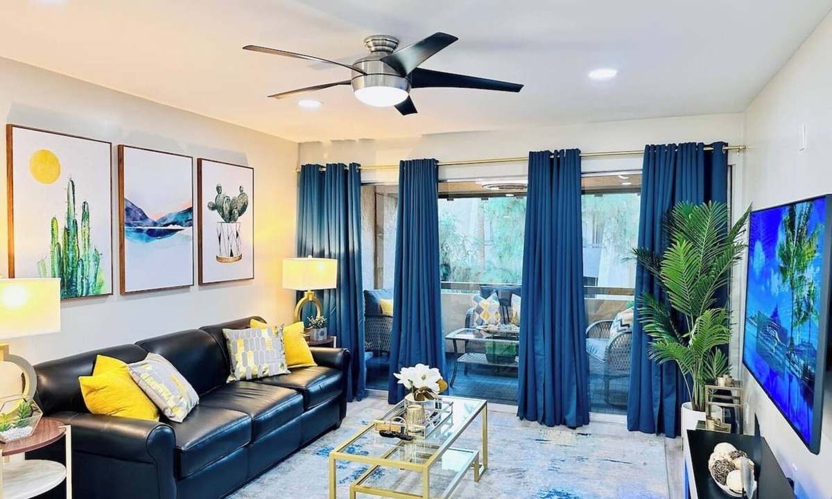 South Scottsdale Condo | Newly updated Modern 2 BR Scottsdale Condo.