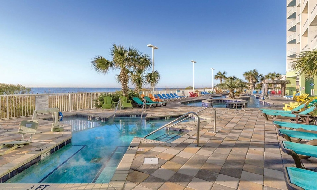 Cherry Grove Beach Resort | North Myrtle Beach Vacation with Oceanfront Access & Spacious 2BR