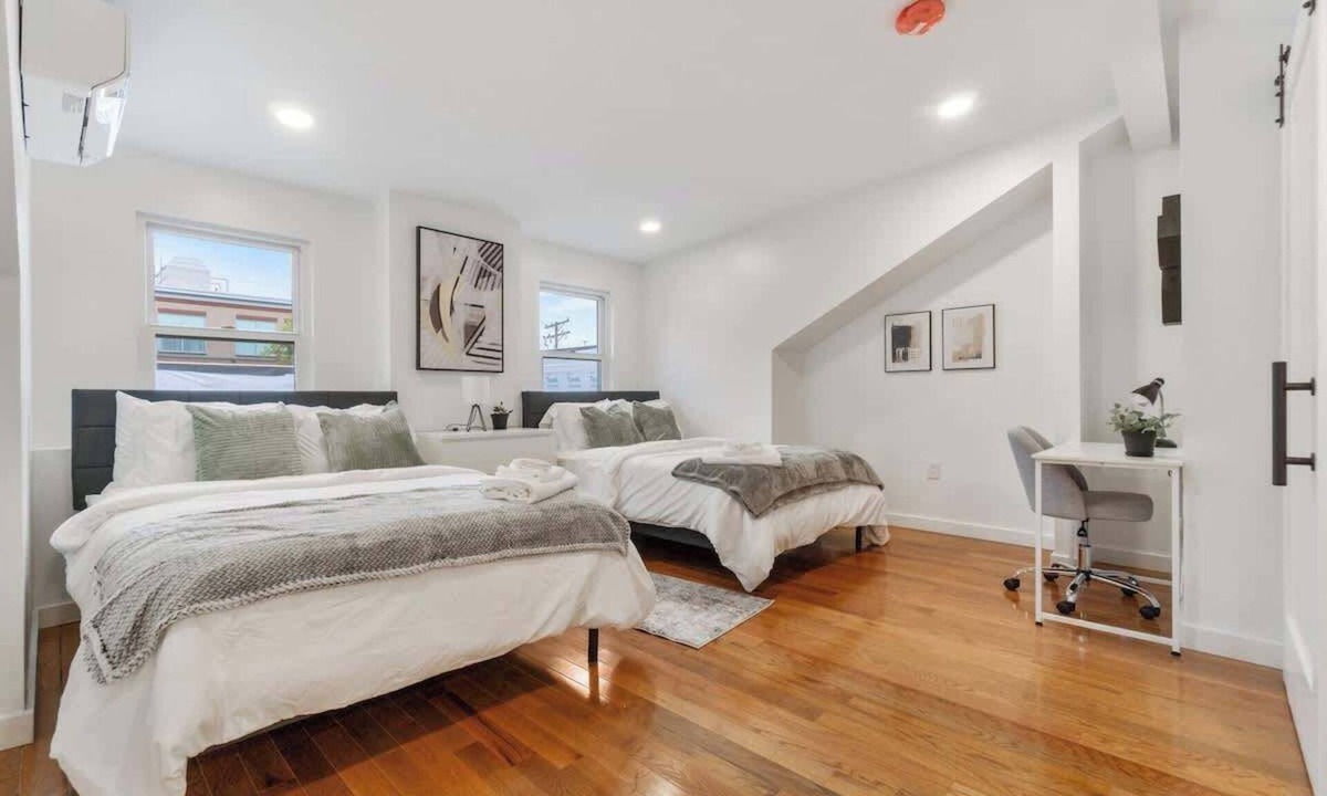 Central Northside House | North Shore Home with Private Yard near PNC Park