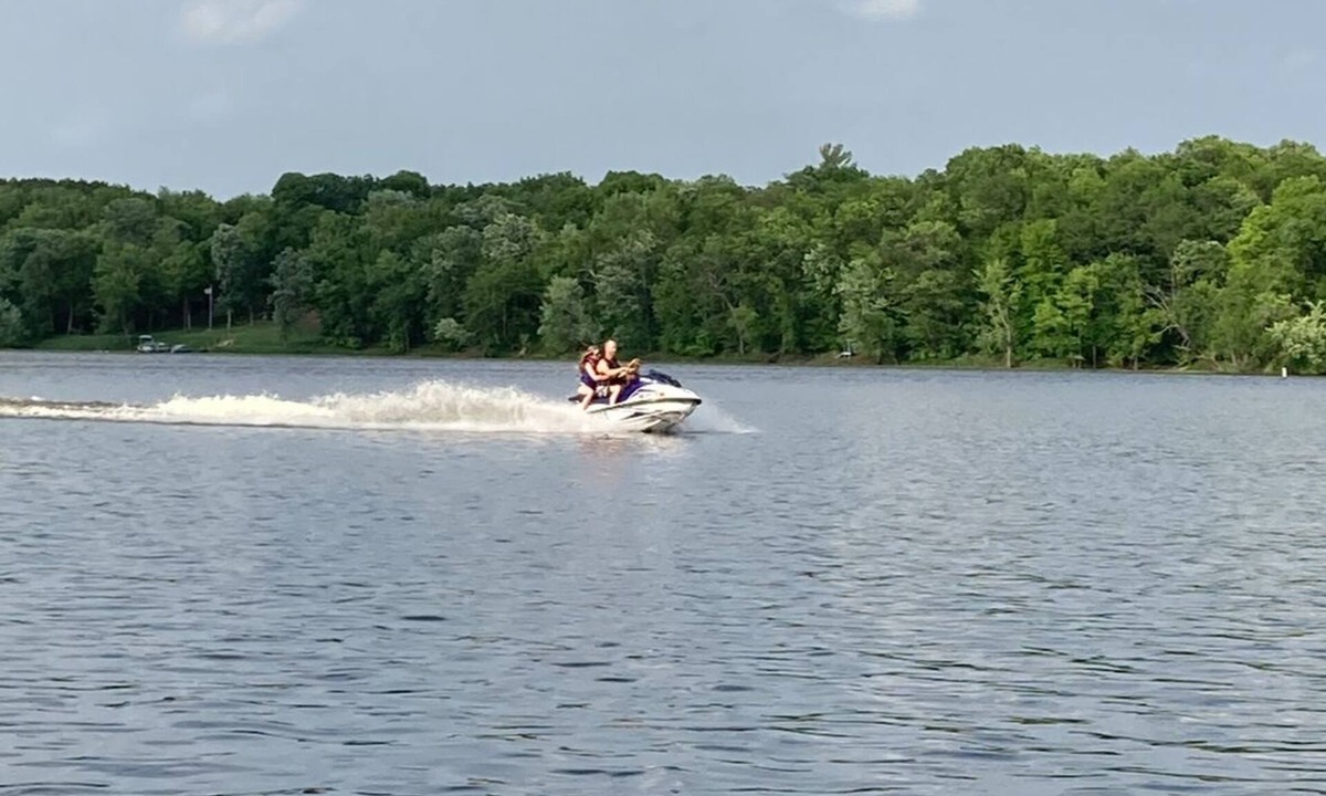 Rush City Resort | Park model at Flickabirds Resort! Golf cart, Boat and jet ski rental available!