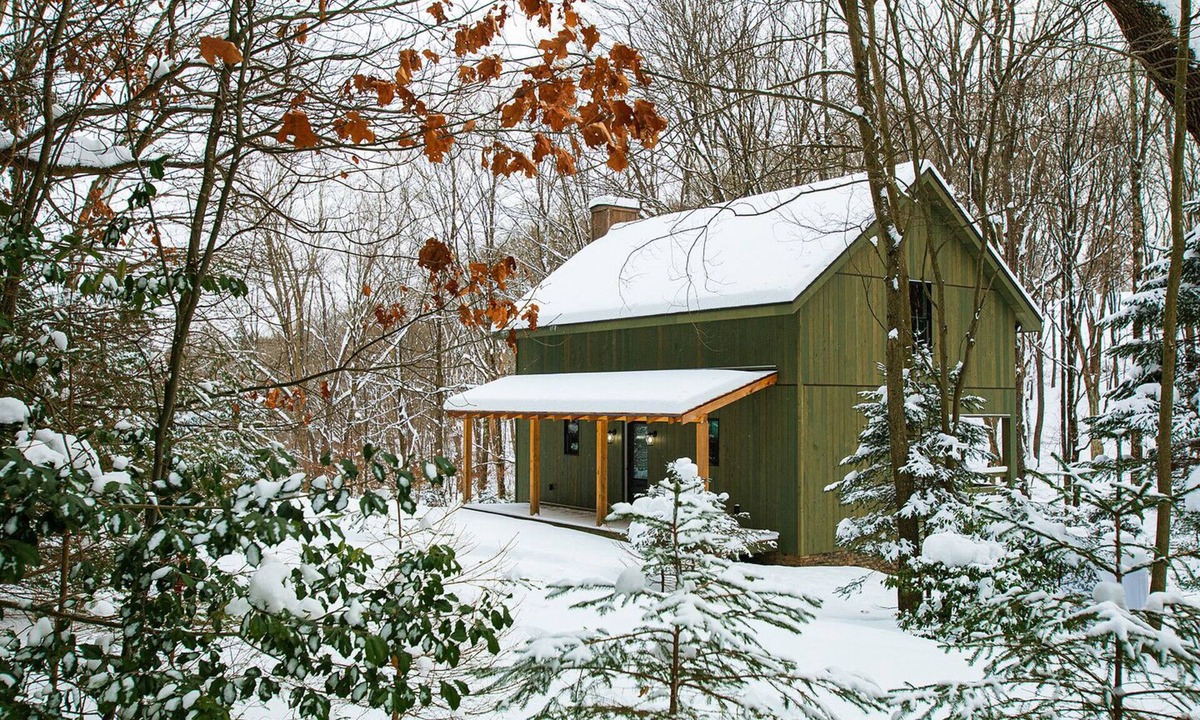 Ligonier House | Pet-Friendly Two Bedroom Cabin Outside Ligonier, Near Hiking and Skiing