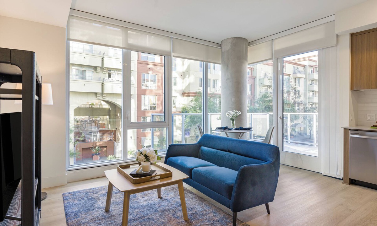 Civic Core Apartment | Rooftop Views + Pool + Fitness Studio | Little Italy | Ancora by AvantStay