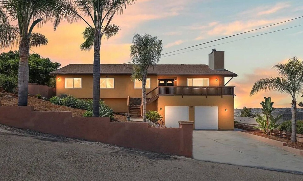 La Presa House | San Diego Hilltop Haven: Game Room+Views! 18 Minutes from Downtown