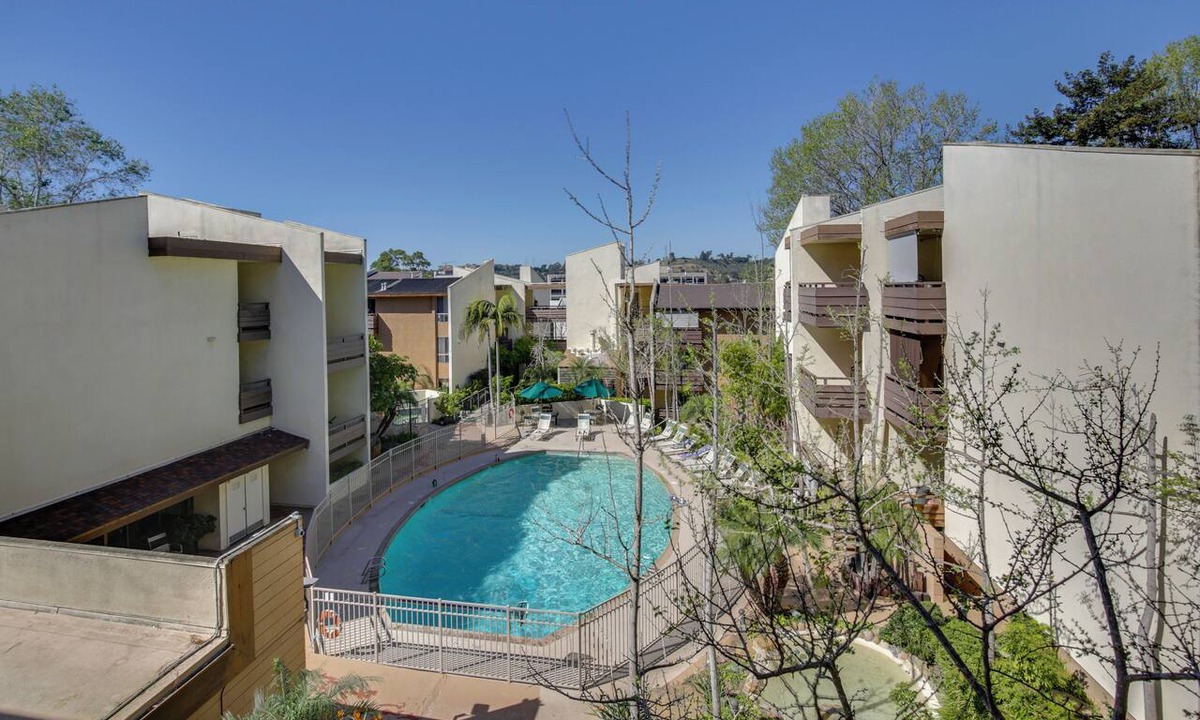 Mission Valley West Apartment | San Diego Studio w/Pool Access, 5 Mi to Comic-Con