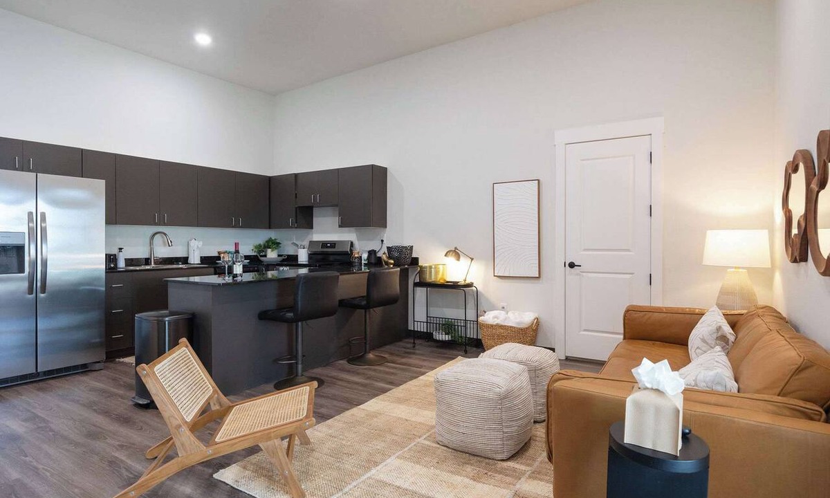 Highfill Apartment | Skyline - 5 mi to XNA - 15 mi to DT Bentonville