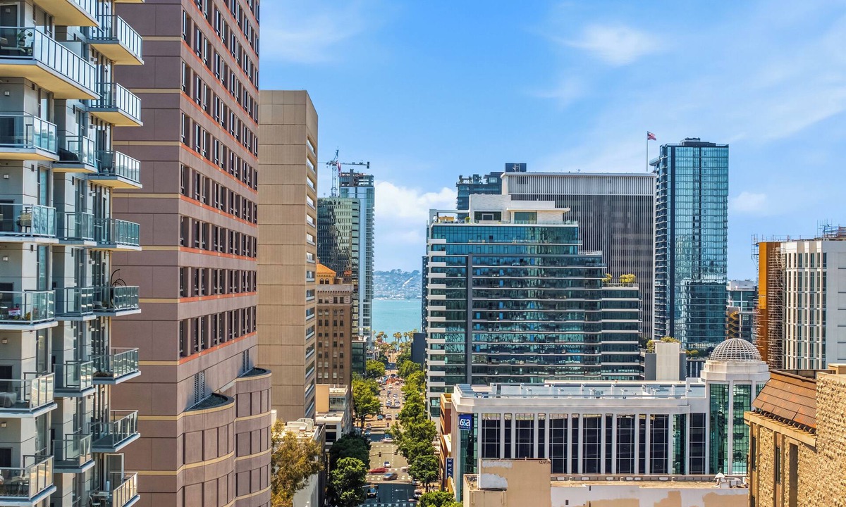 Civic Core Apartment | Skyline Haven by Luxera City Views Pickleball Parking Gaslamp Balboa