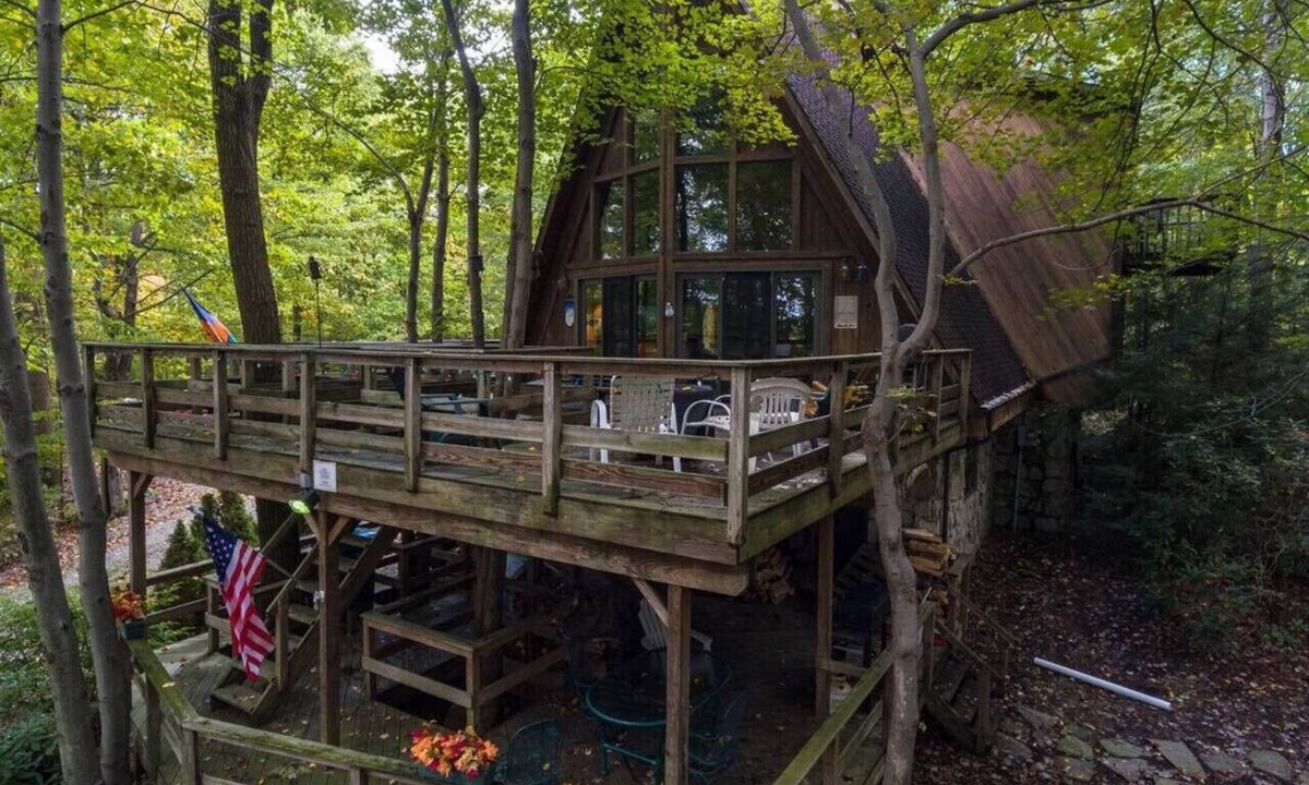 Champion House | Sleeps 10| Fireplace | Pool Table |Ski resort
