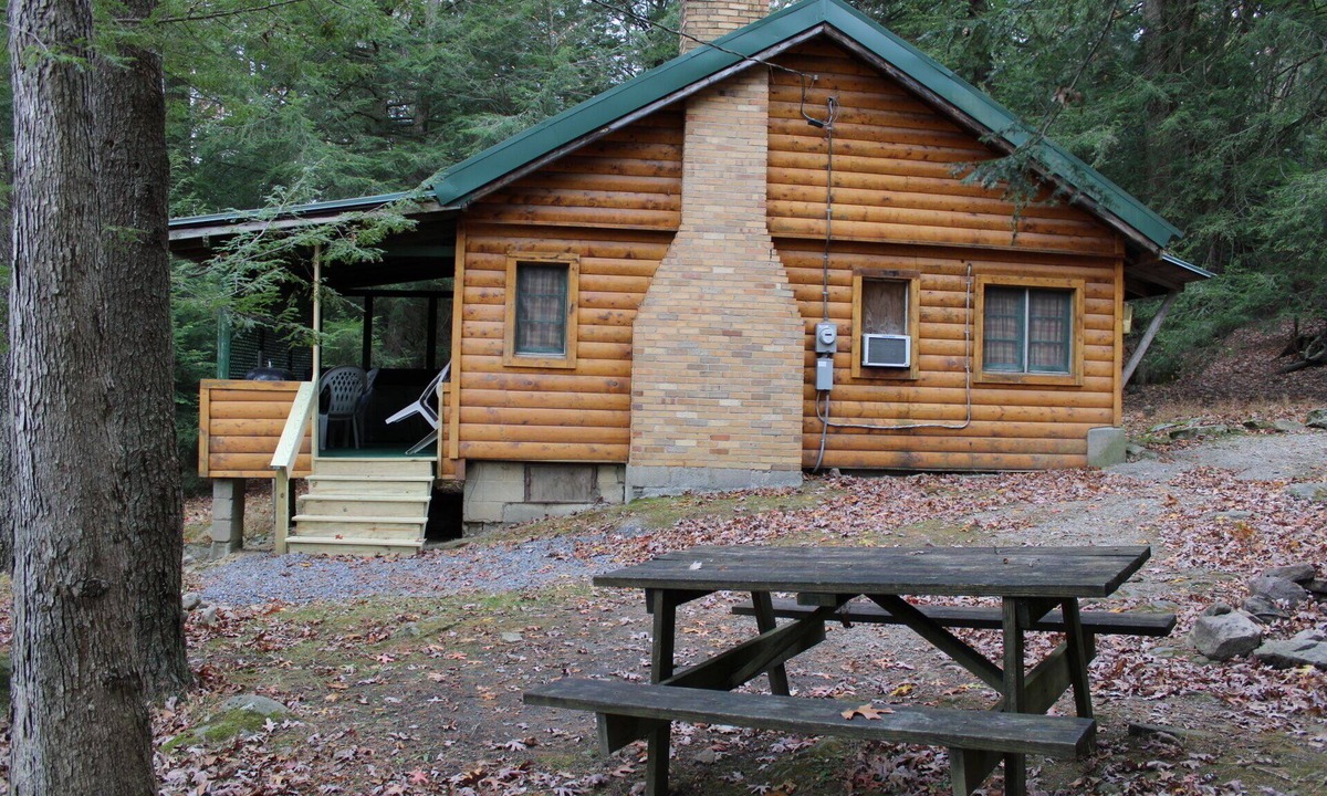 Clarington Cabin | Spacious Log Cabin with Fireplace and Hot tub